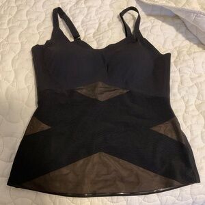 Honeylove liftwear cami in “runway” black